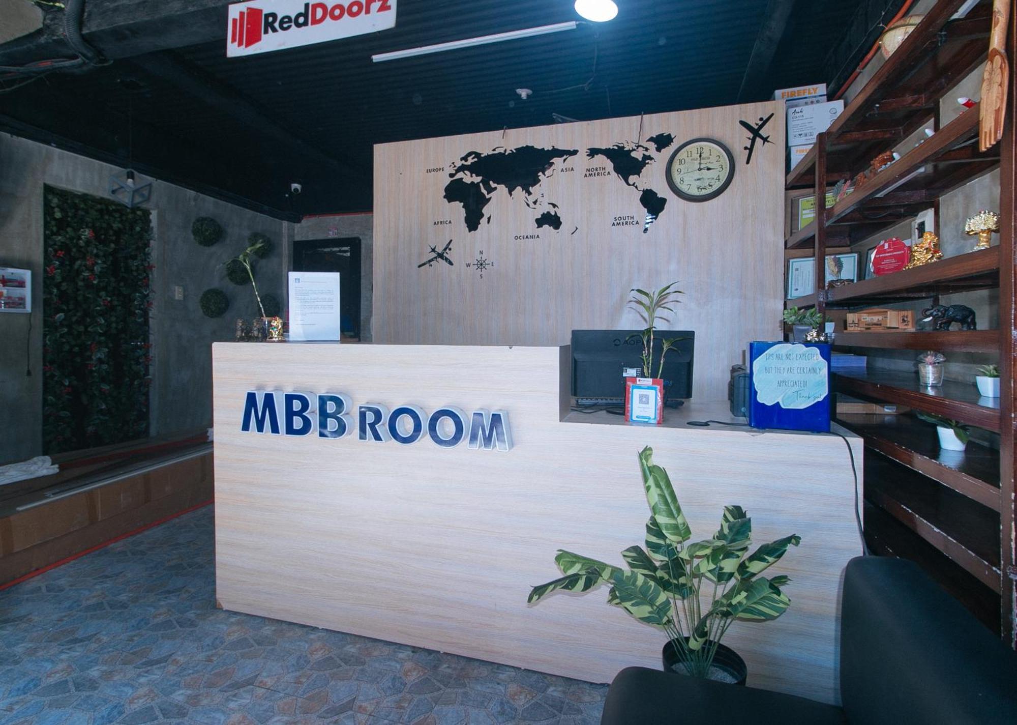 RedDoorz at MBB Room NAIA 2 Paranaque City Buitenkant foto